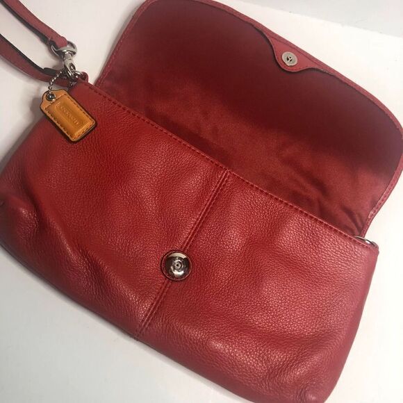 1336 Coach pebble leather snap flap cluch bag RED - Picture 3 of 4